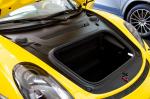 Porsche 718 Cayman GT4 2016 года